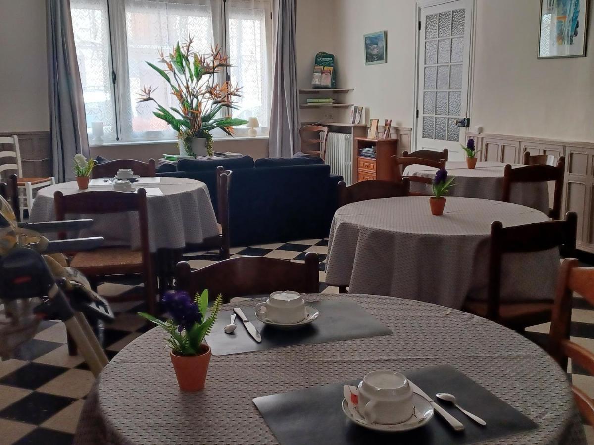 Les Glycines Bed & Breakfast Le Vigan  Dış mekan fotoğraf